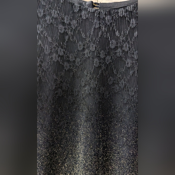 Gorgeous New Frank Lyman Top - Size 22 - Picture 3 of 10